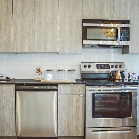 Rail Park Downtown Studio, Amazing Views, Contactless Check-In Филадельфия Экстерьер фото
